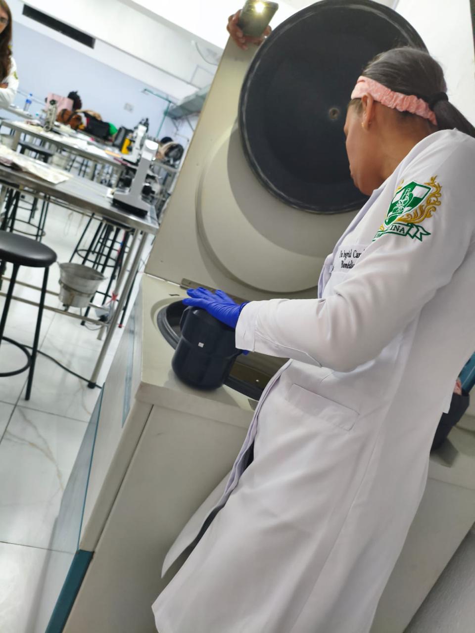 Uso da centrífuga refrigerada